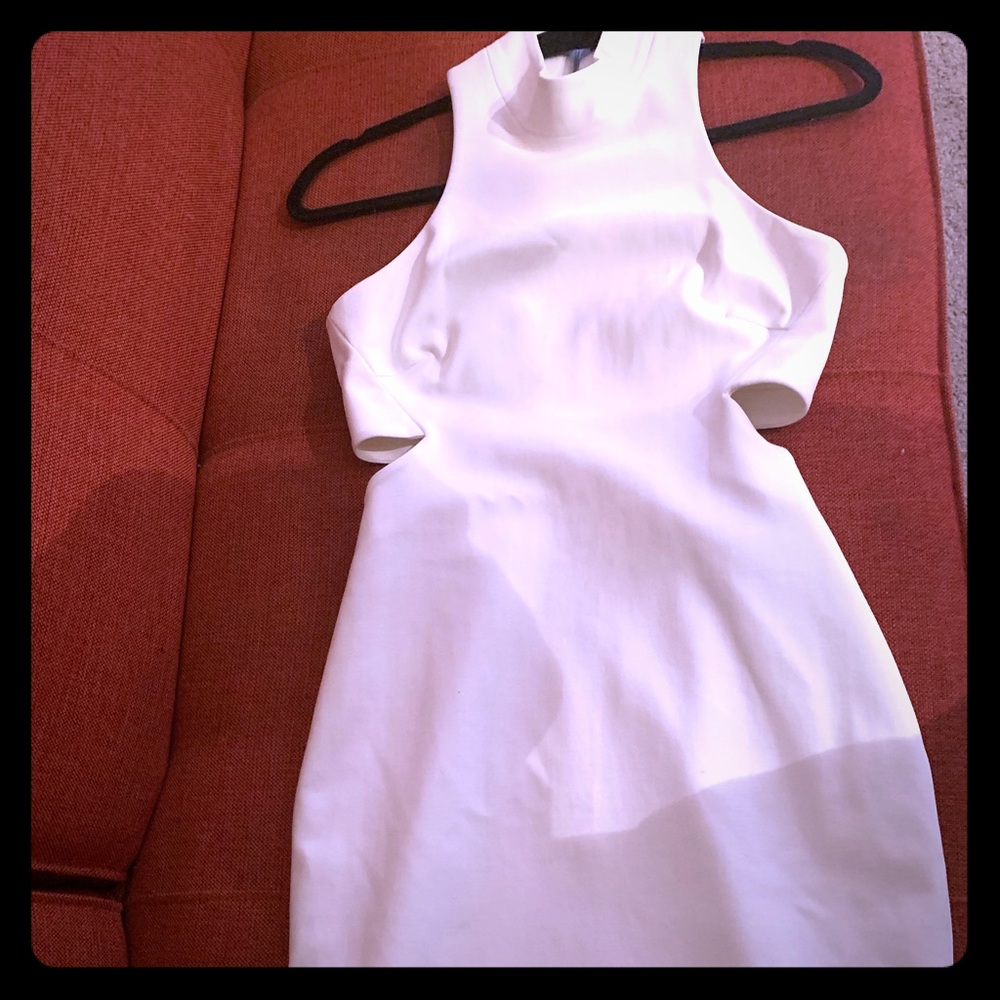 Elizabeth and James elegant white dress